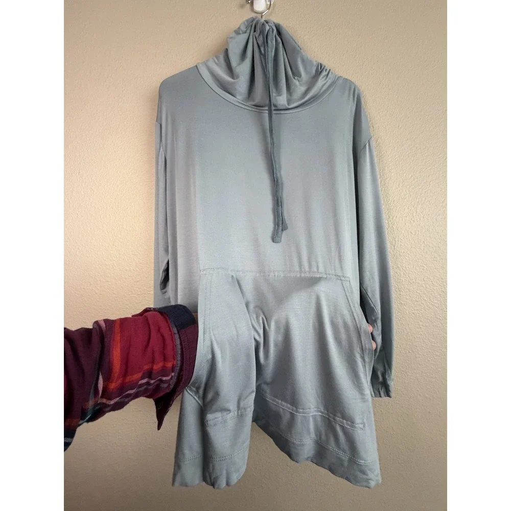 Emirates Airlines Unisex Gray L/XL Modal Adjustable Cowl Neck Lounge Travel Top